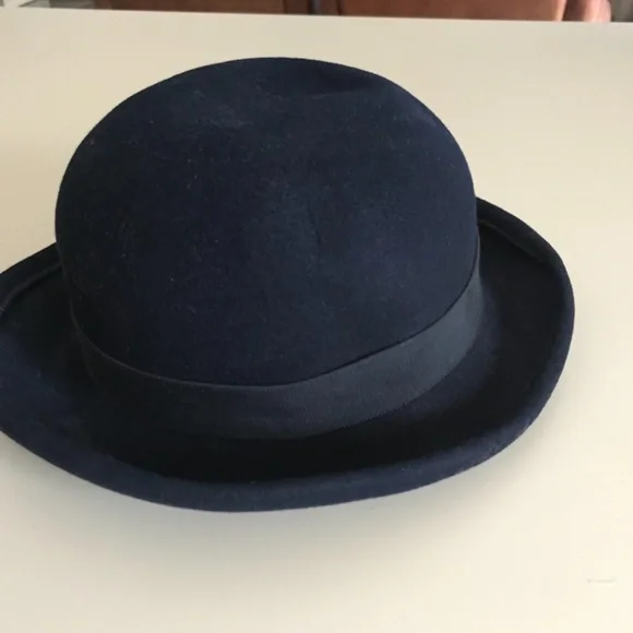 IMPORTINA Felted Hat - Picture 2 of 4